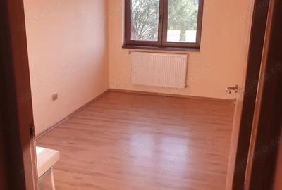Apartament cu 3 camere decomandat la limita dintre Timisoara si Chisoada - 2