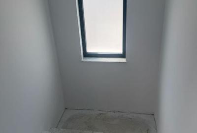 Casă cu 4 camere cu Teren 520 Mp în Cârcea - 9