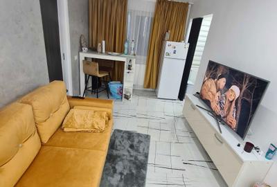 Apartament cu 2 camere semidecomandat în Central
