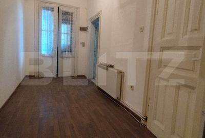 Apartament 4 camere, 138mp, etajul 1, balcon, elemente istorice, zona Lunei - 4