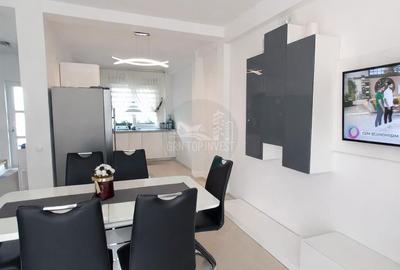 Casă cu 3 camere decomandat în Central - 2