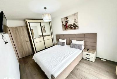 Apartament cu 3 camere decomandat în Tractorul - 4