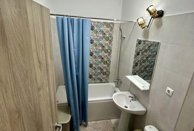 Garsonieră în Roșu