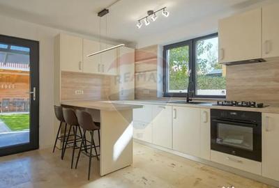 Casă cu 3 camere cu Teren 250 Mp în Vest - 3