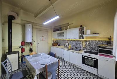 Apartament cu 3 camere în Central - 6