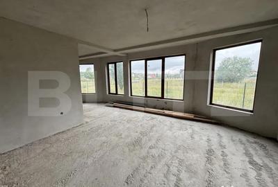 Casă cu 4 camere cu Teren 790 Mp în Șimleu Silvaniei - 2