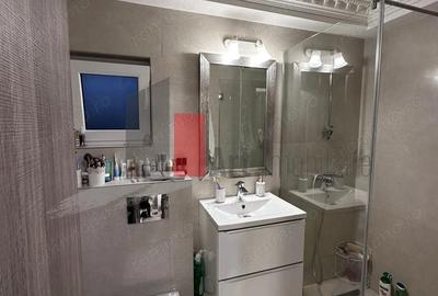 Garsonieră decomandată în Decebal - 1