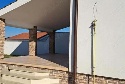 Casă cu 4 camere în Mărtinești - 10