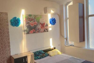 Garsonieră decomandată în Central - 5