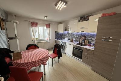 Casă/vilă P+1 cu terasă 210 mp + anexă 80 mp și teren 470 mp - 4