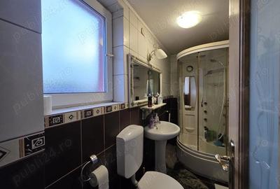 Casă cu Teren 700 Mp în Central - 2