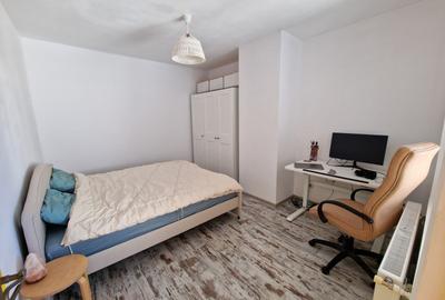 Apartament cu 2 camere decomandat în Sisești - 12