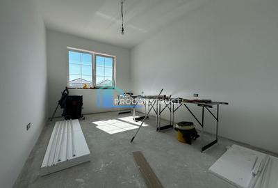 Casă individuală cu 5 camere cu Canalizare în Dumbrăvița - 4