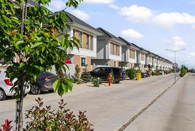 Casă individuală cu 4 camere cu Canalizare în Tunari - 13