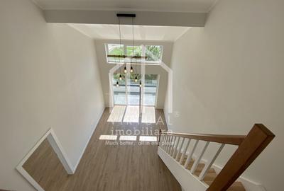 Penthouse cu 5 camere semidecomandat, mobilat în Cristian - 12