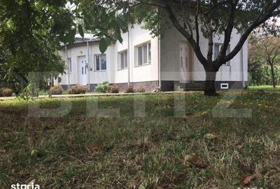 Casă cu 3 camere cu Teren 2300 Mp în Boldești