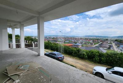 Casă cu 4 camere cu Teren 500 Mp în Nazna - 2