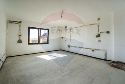 Casă cu 2 camere cu Teren 567 Mp în Vest - 10