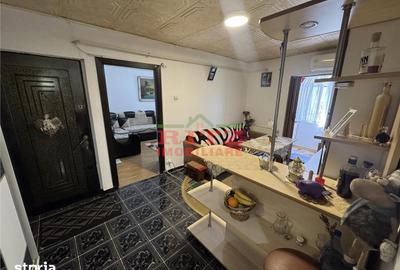 Apartament cu 2 camere decomandat în Central - 3