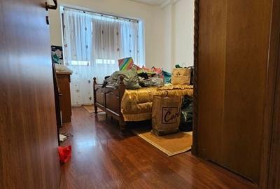 Vanzare 4 camere - mobilat/utilat Mega Mall - 7