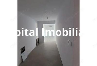 Comision 0%! Apartament de vanzare 3 camere, Bloc Colibri - 1