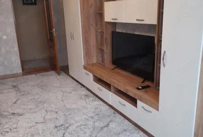 Apartament cu 2 camere decomandat în Răcădău - 1