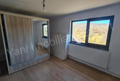 Casă cu Teren 3582 Mp în Poduri - 5