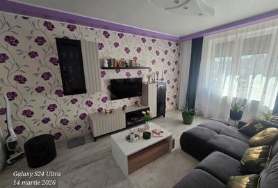 Apartament cu 3 camere decomandat în Negru Vodă - 1
