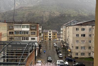 Apartament cu 2 camere decomandat în Central - 1