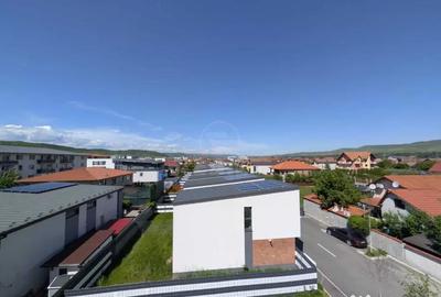 Apartament cu 3 camere semidecomandat, mobilat în Florești - 4