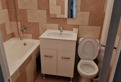 Apartament cu 2 camere semidecomandat în Romanilor