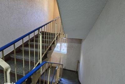 Apartament cu 2 camere semidecomandat în Sud - 16