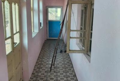 Casa taraneasca de vanzare - 4