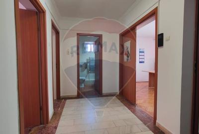 Spatiu de birouri de inchiriat-central Constanta