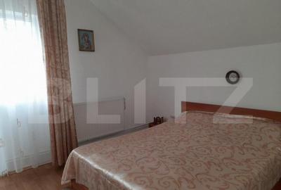 Casa 6 camere , se doreste si schimb cu apt+dif - Poiana Mar - 4