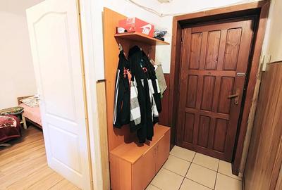 Vand apartament cu 1 camera in Hunedoara, zona centrala, pre? 28000 - 2