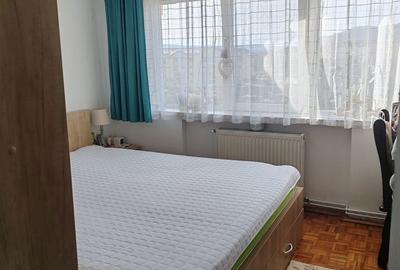 Apartament cu 3 camere decomandat în Exterior Vest - 1