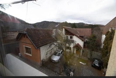 Apartament cu 2 camere, mobilat în Schei - 3