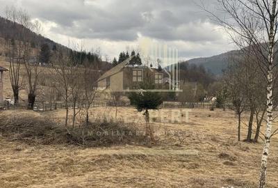 Teren de 7040 mp, în Sătic - 16