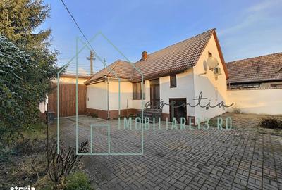 Casă cu 3 camere cu Teren 1600 Mp în Central - 4