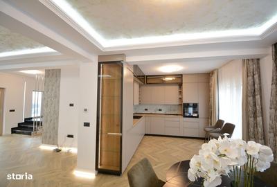Casă cu 4 camere cu Teren 200 Mp în Rediu - 11