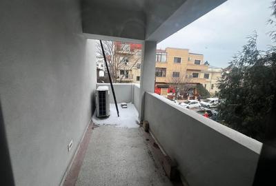 Casă individuală cu 12 camere cu Canalizare în Cotroceni - 21