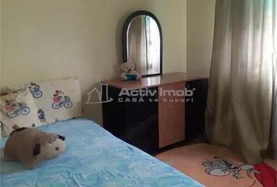 Apartament cu 3 camere decomandat în 1 Mai - 1