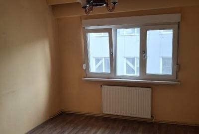 Exclusivitate! 3 camere, decomandat, str. Aries - 8