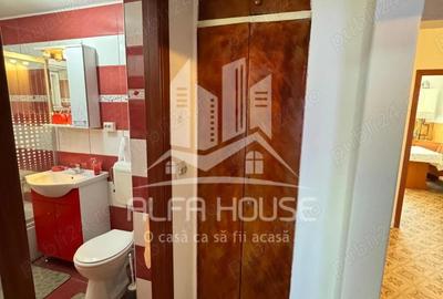 Vand 3 Camere Decomandat zona Lunca - 9