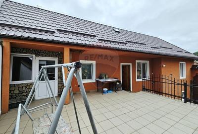 Casă individuală cu 5 camere cu Canalizare în Central - 15