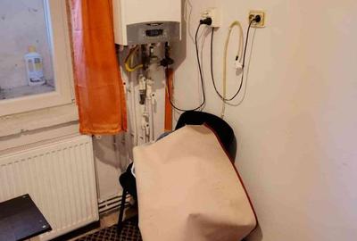 Apartament cu 2 camere decomandat în 1 Mai - 2