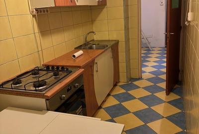 Garsonieră decomandată în Titan - 10