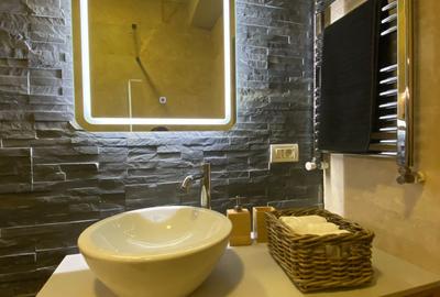 Parcul Carol, garsoniera 50mp, parter inalt, mobilata, 149.000Euro - 8