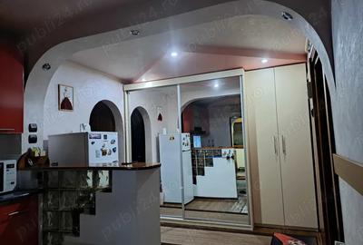 Apartament 2 camere, decomandat, strada Lirei - 8